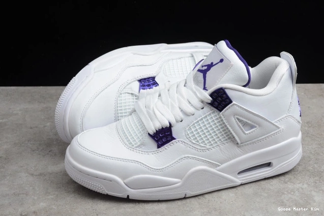 Purple Air Jordan CT8527-115 Court 4 0527